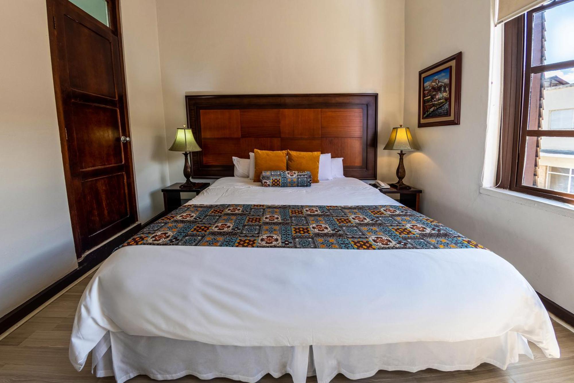 Hotel Куенка Екстер'єр фото