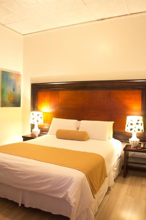 Hotel Куенка Екстер'єр фото
