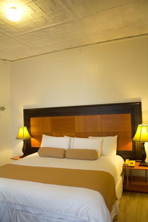 Hotel Куенка Екстер'єр фото